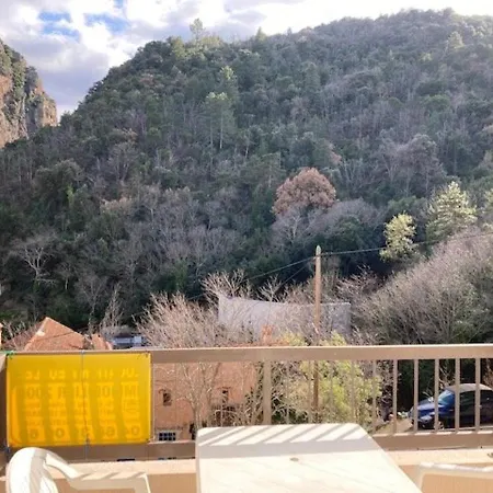 2 Couchages Avec Balcon, Wi-fi Et Proche Thermes à Amélie-les-bains - Fr-1-703-9 Apartamento